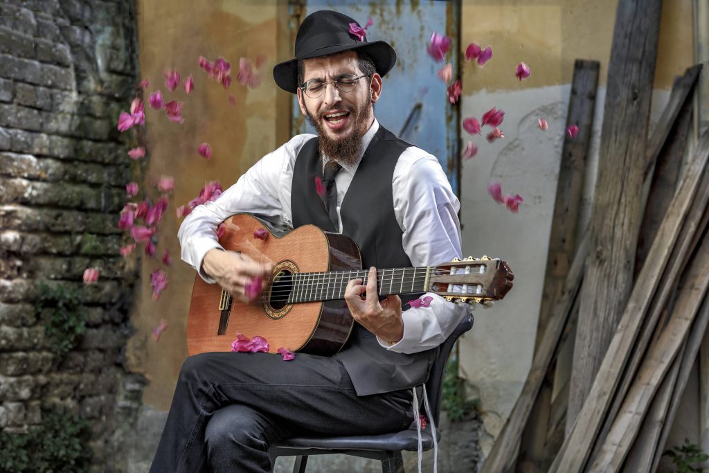 מנחם שוקרון – "שובי"